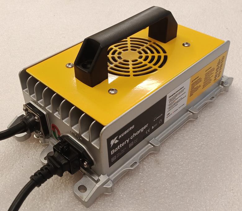 Charger: ASE-FR0021-2